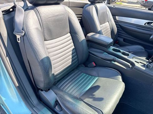 Used 2002 Ford Thunderbird image 14