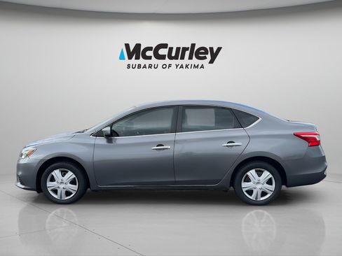 Used 2019 Nissan Sentra SV FWD image 3