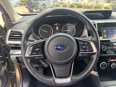 Used 2023 Subaru Forester Premium AWD/4WD image 10