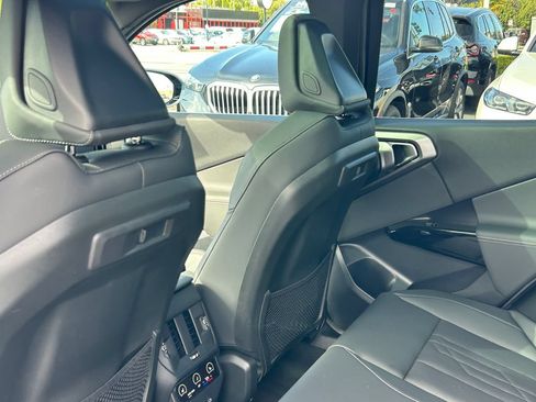 Used 2026 BMW X3 xDrive30i w/ Convenience Package AWD/4WD image 32