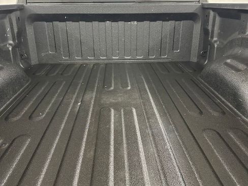 Used 2022 RAM 1500 Laramie w/ Night Edition AWD/4WD image 31