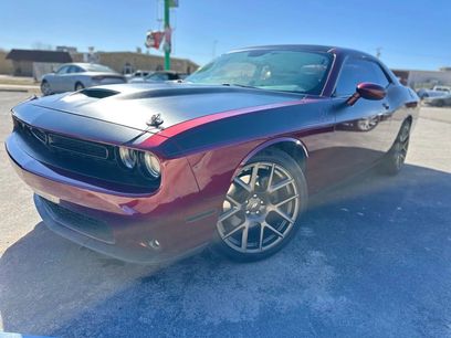 Used 2017 Dodge Challenger R/T w/ Quick Order Package 22P T/A
