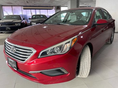 Used 2016 Hyundai Sonata SE w/ Cargo Package image 3
