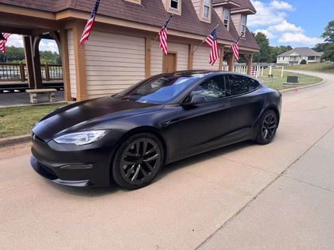 Used 2021 Tesla Model S Plaid AWD/4WD image 1
