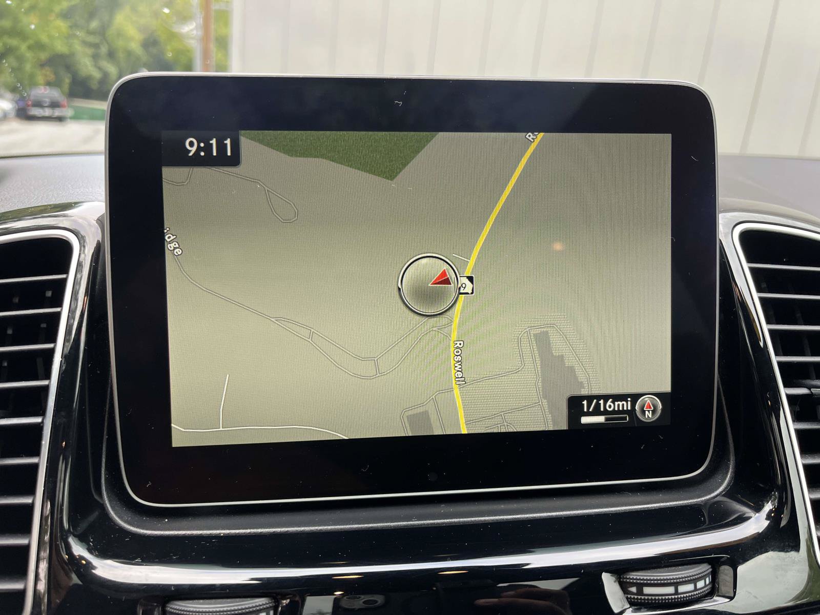 Used 2018 Mercedes-Benz GLE 350 4MATIC image 28