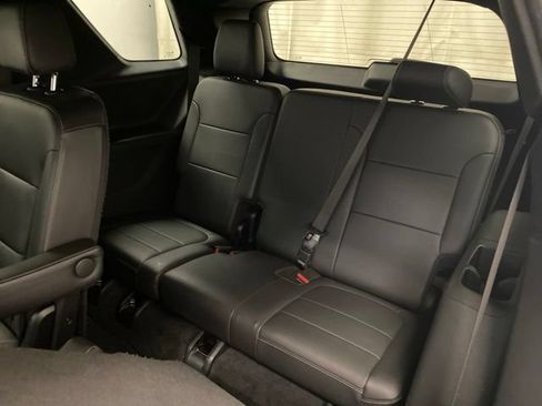 Used 2023 Chevrolet Traverse LT w/ LT Premium Package AWD/4WD image 22