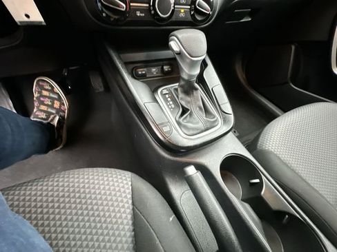 Used 2024 Kia Soul LX w/ Option Group 015 image 24