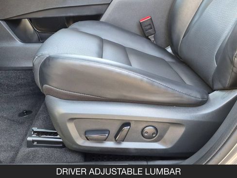 Used 2023 Nissan Rogue SV w/ SV Premium B Package FWD image 15
