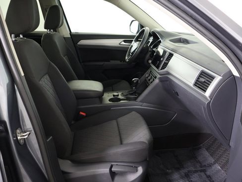 Used 2018 Volkswagen Atlas Launch Edition image 28