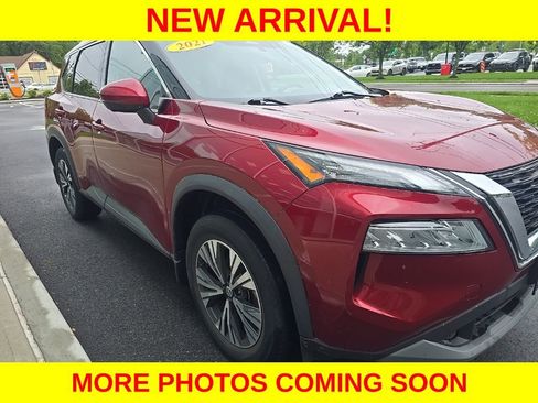 Used 2021 Nissan Rogue SV w/ Premium Package AWD/4WD image 2