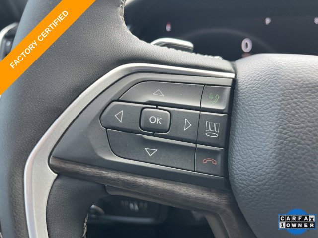Used 2025 Jeep Grand Cherokee Limited w/ Luxury Tech Group II AWD/4WD image 31