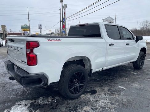 Used 2023 Chevrolet Silverado 1500 Custom Trail Boss w/ LPO, Dark Essentials Package image 3