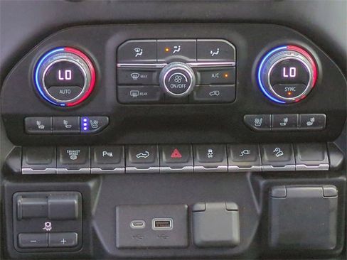 Used 2023 Chevrolet Silverado 2500 LTZ image 19