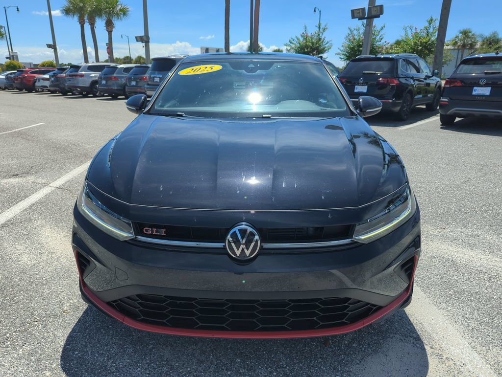 Used 2025 Volkswagen Jetta GLI Autobahn FWD image 15