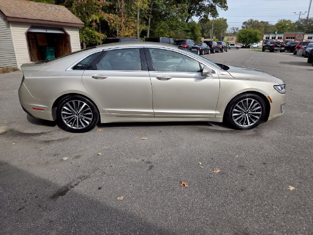 Used 2017 Lincoln MKZ Select w/ Select Plus Package AWD/4WD image 7
