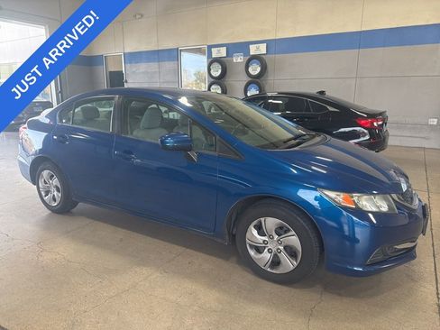 Used 2015 Honda Civic LX image 2