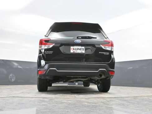 Used 2023 Subaru Forester Premium AWD/4WD image 37