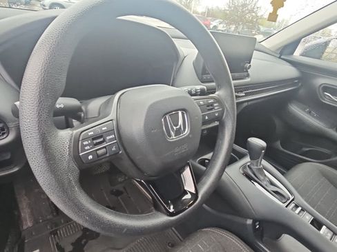 Used 2024 Honda HR-V LX image 5