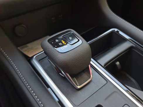 New 2026 Nissan Pathfinder SV AWD/4WD image 16