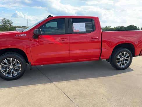 Used 2023 Chevrolet Silverado 1500 RST image 4