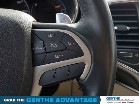 Used 2014 Jeep Grand Cherokee Limited w/ Trailer Tow Group IV image 16