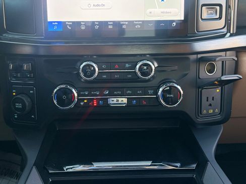 New 2026 Ford F250 Lariat w/ Chrome Package image 67