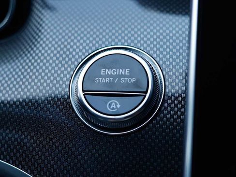 New 2026 Mercedes-Benz C 300 4MATIC Sedan image 25