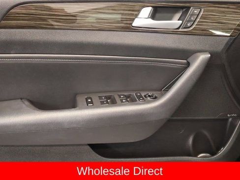 Used 2015 Hyundai Sonata Limited w/ Option Group 05 image 9