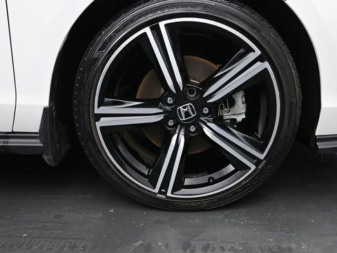 Used 2023 Honda Accord Sport image 10