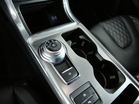 Certified 2024 Ford Edge Titanium w/ Equipment Group 301A AWD/4WD image 19