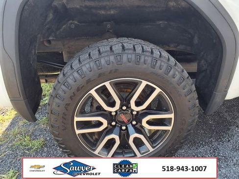 Used 2022 GMC Sierra 1500 AT4 w/ AT4 Preferred Package image 7