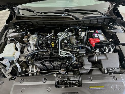 Used 2023 Nissan Altima 2.5 SV FWD image 33