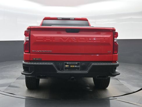 Used 2021 Chevrolet Silverado 1500 LT Trail Boss AWD/4WD image 5