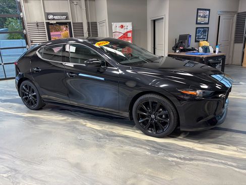 Used 2024 MAZDA MAZDA3 s FWD image 28