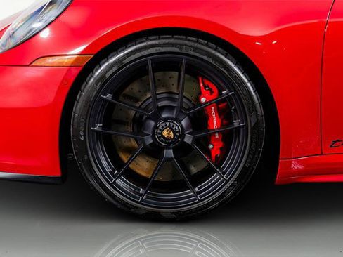 Used 2025 Porsche 911 Carrera 4 GTS image 20