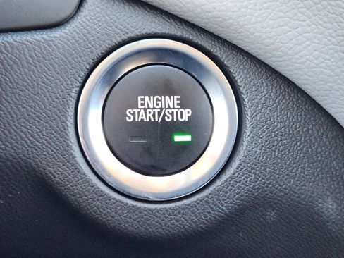 Certified 2023 Chevrolet Equinox LS w/ LS Convenience Package image 22