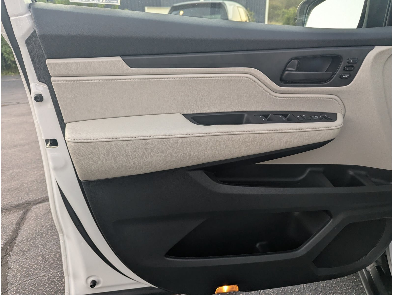 New 2027 Honda Odyssey EX-L image 17