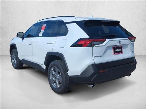 Certified 2025 Toyota RAV4 XLE image 7
