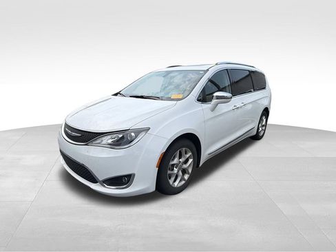 Used 2020 Chrysler Pacifica Limited FWD image 4