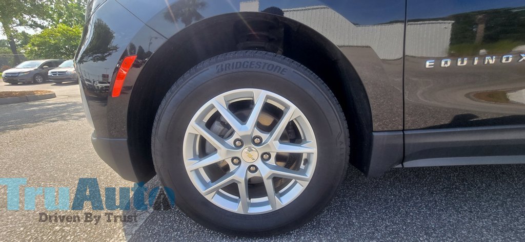 Used 2023 Chevrolet Equinox LT AWD/4WD image 27