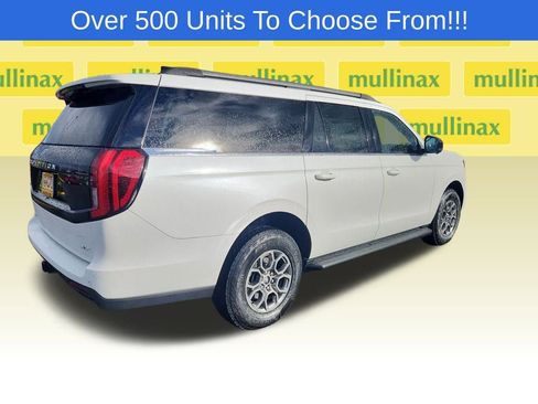 New 2025 Ford Expedition Max Active image 3