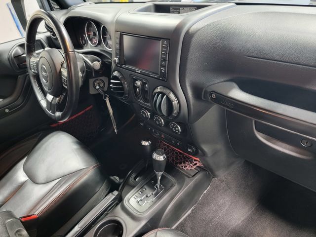 Used 2017 Jeep Wrangler Unlimited Rubicon AWD/4WD image 17