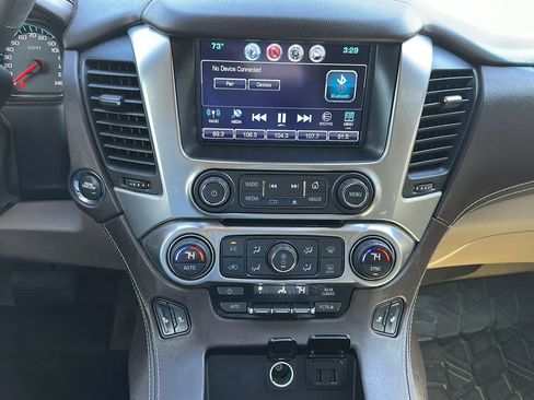 Used 2016 Chevrolet Tahoe LT w/ Luxury Package AWD/4WD image 15
