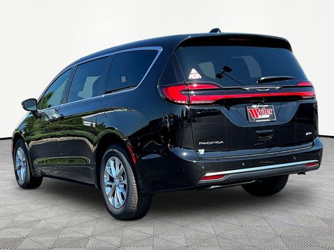 New 2027 Chrysler Pacifica Select AWD/4WD image 4