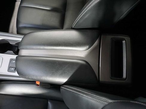 Used 2023 Nissan Murano SV image 18