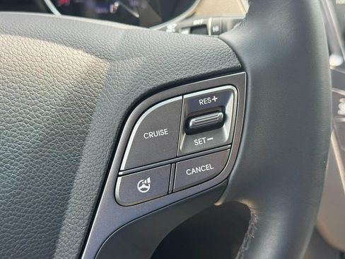Used 2014 Hyundai Santa Fe GLS w/ Premium Package 05 FWD image 23