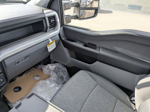 New 2026 Ford F350 XL w/ XL Driver Assist Package AWD/4WD image 17