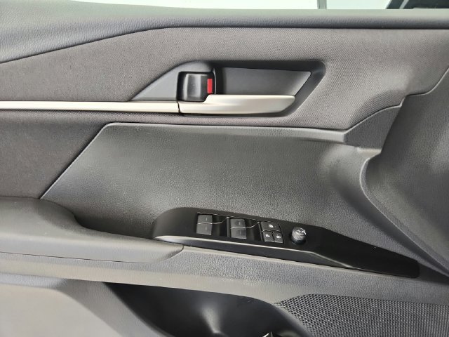 Used 2026 Toyota Camry LE FWD image 20