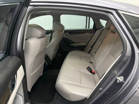 Used 2018 Honda Accord EX-L image 21