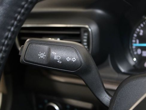 Used 2023 Ford Explorer Limited image 41